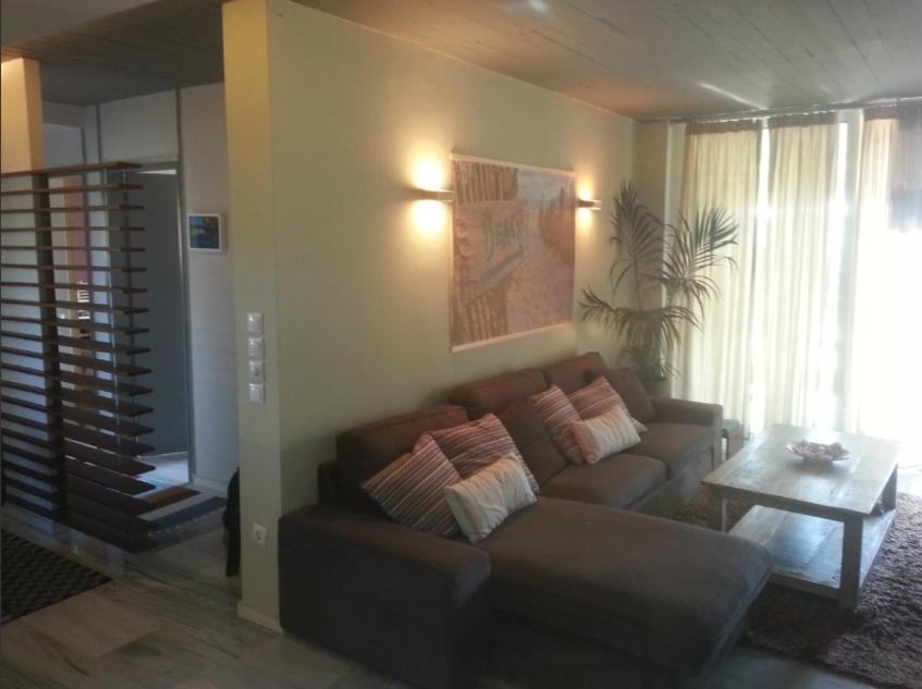 Varkiza Seaside Penthouse With Private Roof Deck วารี ภายนอก รูปภาพ